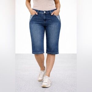 Style & Co Bermuda Shorts Size 12 Tummy Control Rhinestone Denim Knee Length NWT